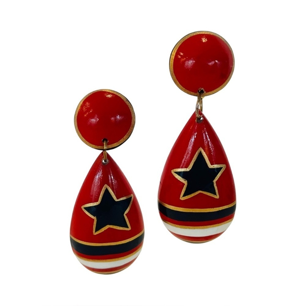 Vintage 80s Red and Navy Wood Clip On Earrings with Star Pattern